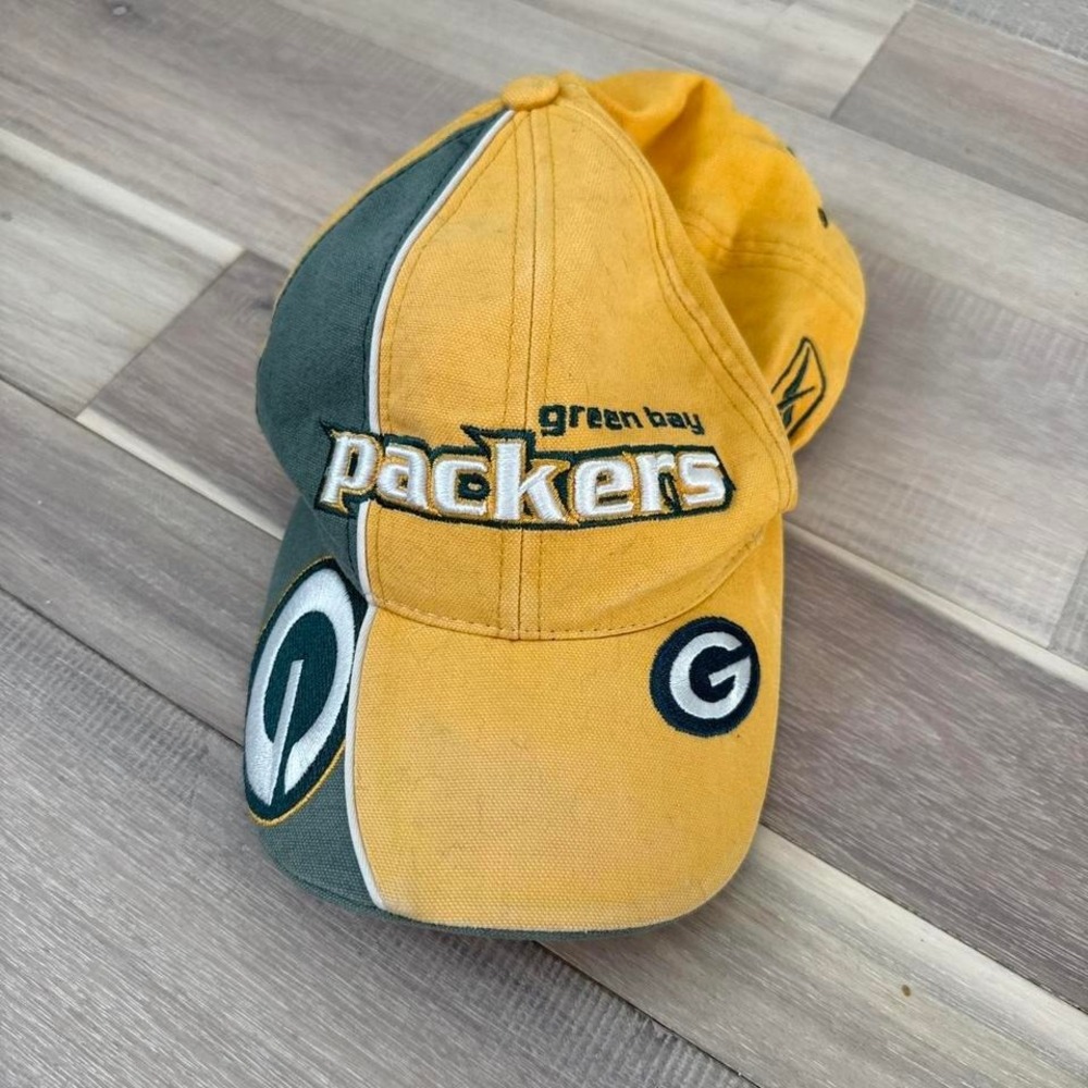 Green Bay Packers yellow and green Reebok hat